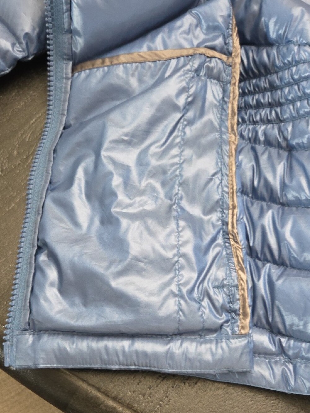 Calvin Klein Light Blue Quilted Packable Puffer Jacket with Hood - Picture 8 of 8